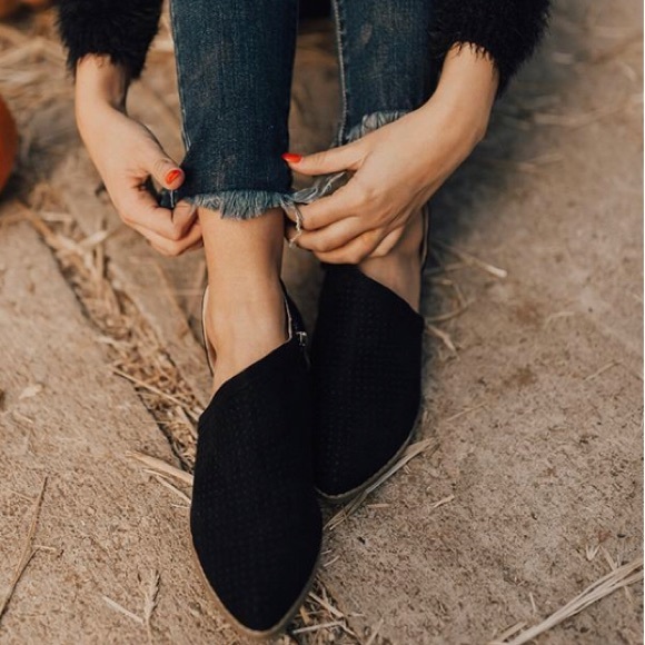 New Perforated Open side booties last one 7 - Picture 3 of 8